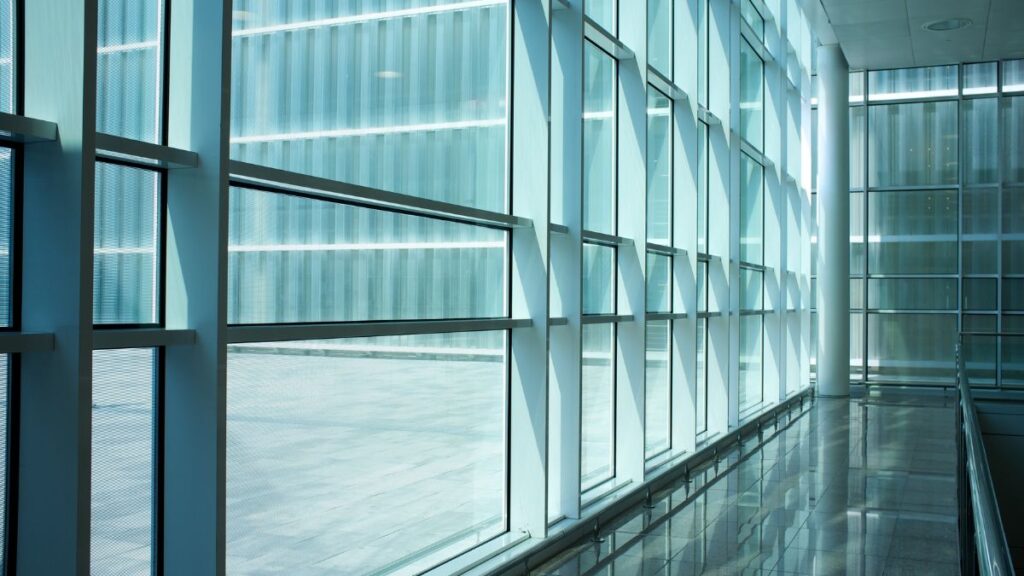 Commercial Window Glass in Dove Mountain