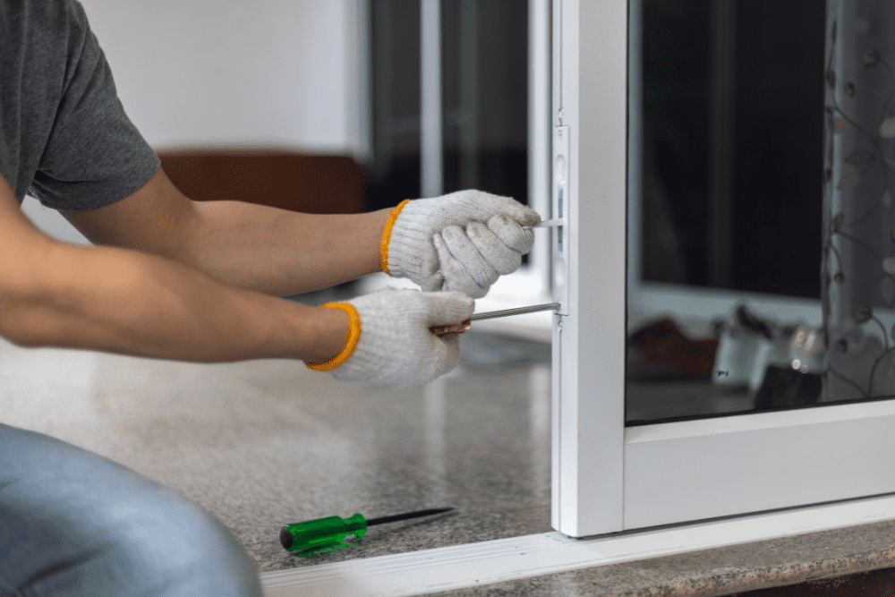 Before and After of Window Glass Replacement<br />
